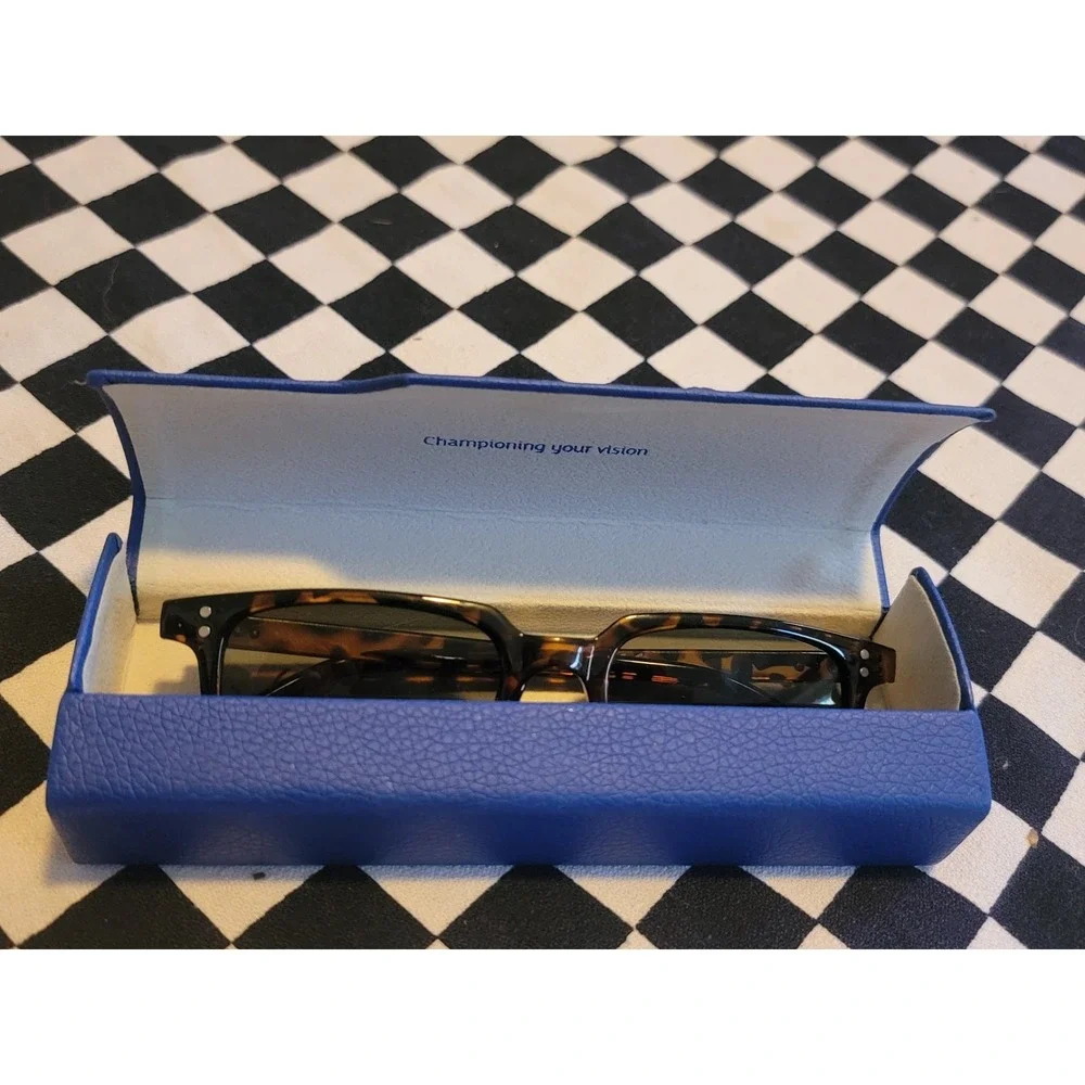 Tortoise Shell‎ Sunglasses  w/ Blue WALDO Hard Case • Classic Retro Style